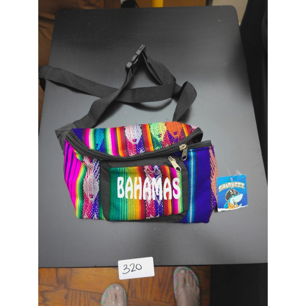 Sharkeez Fanny Pack Womens OS Multicolor New Bahamas Souvenir Baja Woven Bag